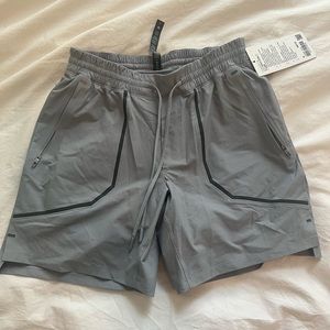 Lululemon athletic 7” inseam shorts with a liner